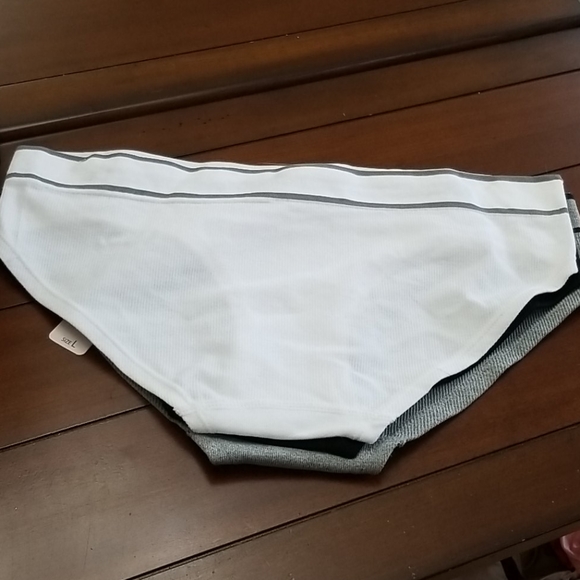 🖤 CHINESE LAUNDRY PANTY SET - Picture 7 of 12